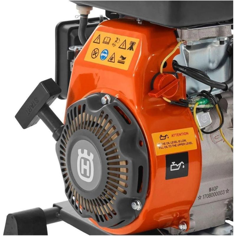 Motobomba-a-Gasolina-Husqvarna-1-1-2-Polegada-W40P-12000-litros-h-2-5-HP