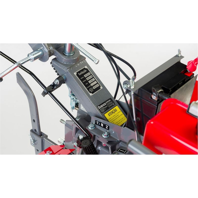 Motocultivador-Tratorito-a-Diesel-Branco-BTTD-10-0E-1500-10-6CV