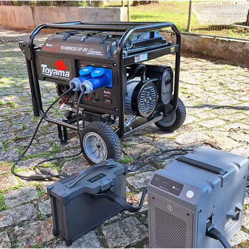 Gerador-a-Gasolina-Toyama-TG10000CXE-XP-DR-Partida-Eletrica-9KVA-459CC-115-230V