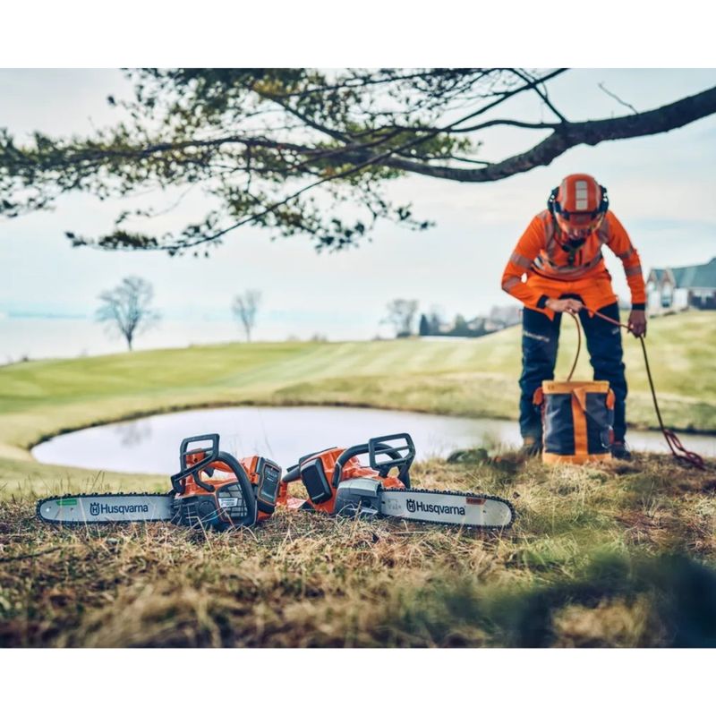 Motosserra a Bateria 36V Husqvarna 542IXP Profissional Sabre 16- Sem Bateria